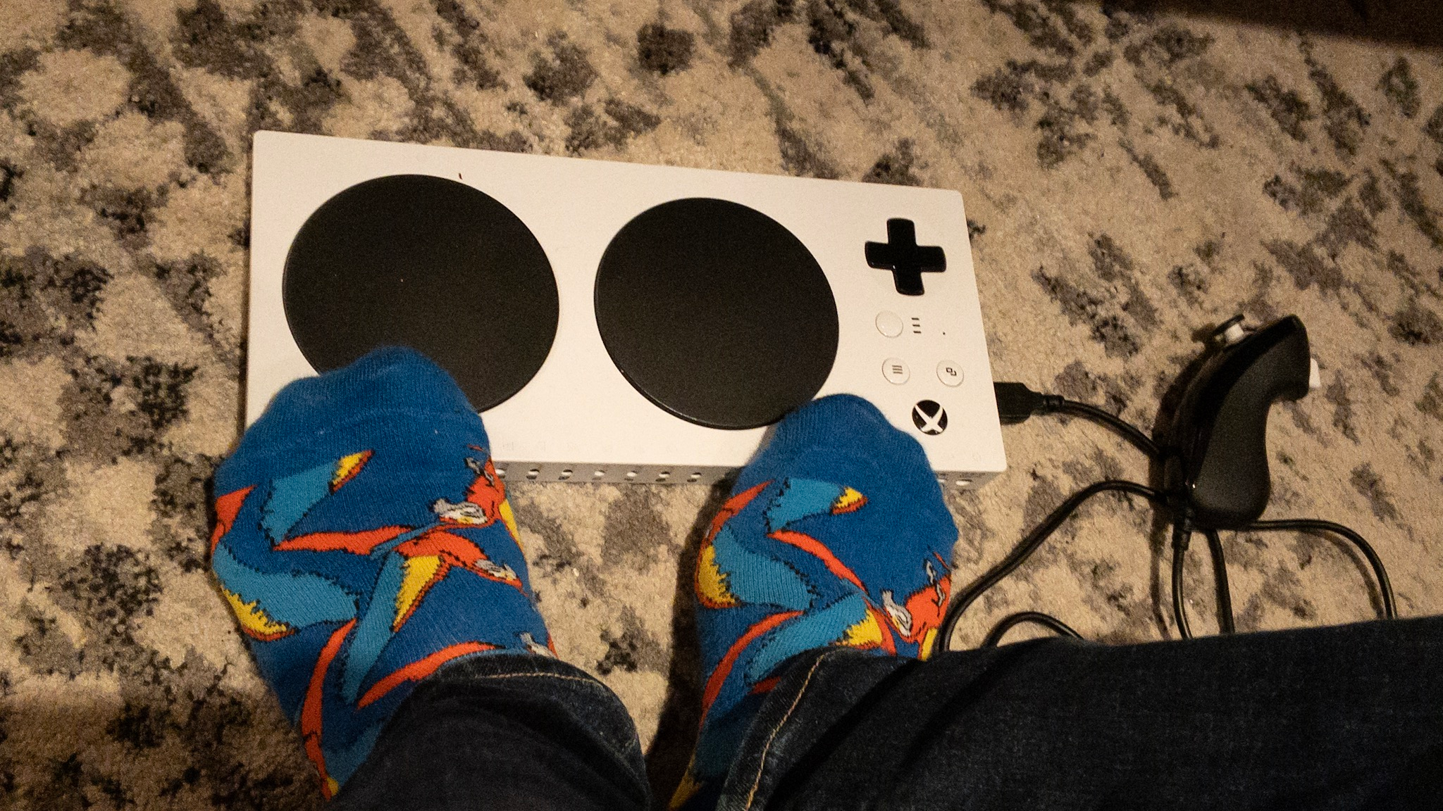 Illustration for article titled How I Use The Xbox Adaptive Controller To Play Forza Horizon 4 One-Handed